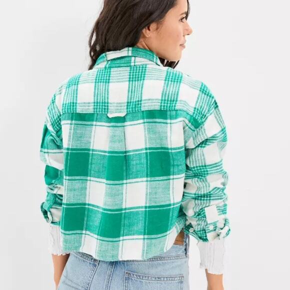 A494 • Cozy Cropped Green Plaid Flannel Shirt - Picture 3 of 6